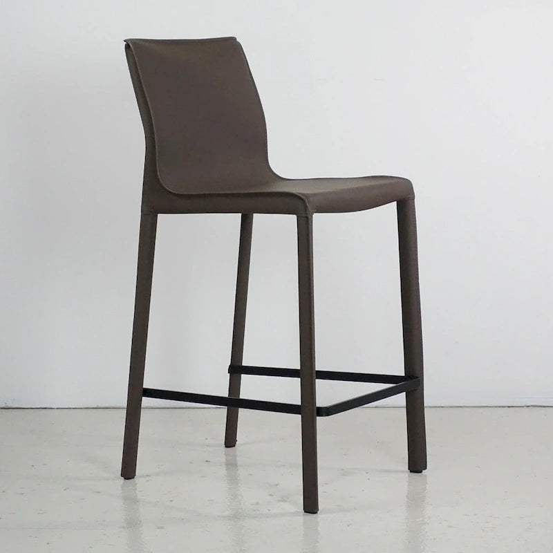 Tabouret de comptoir STAN en cuir moderne